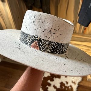 Atwood Hatters Blue Roan flat brim gambler rancher hat